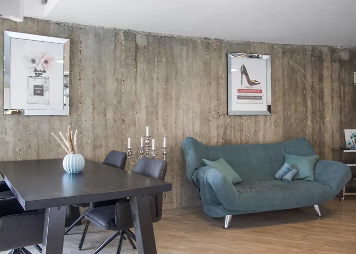 Bunker Loft Messe Zentral Parking 埃森